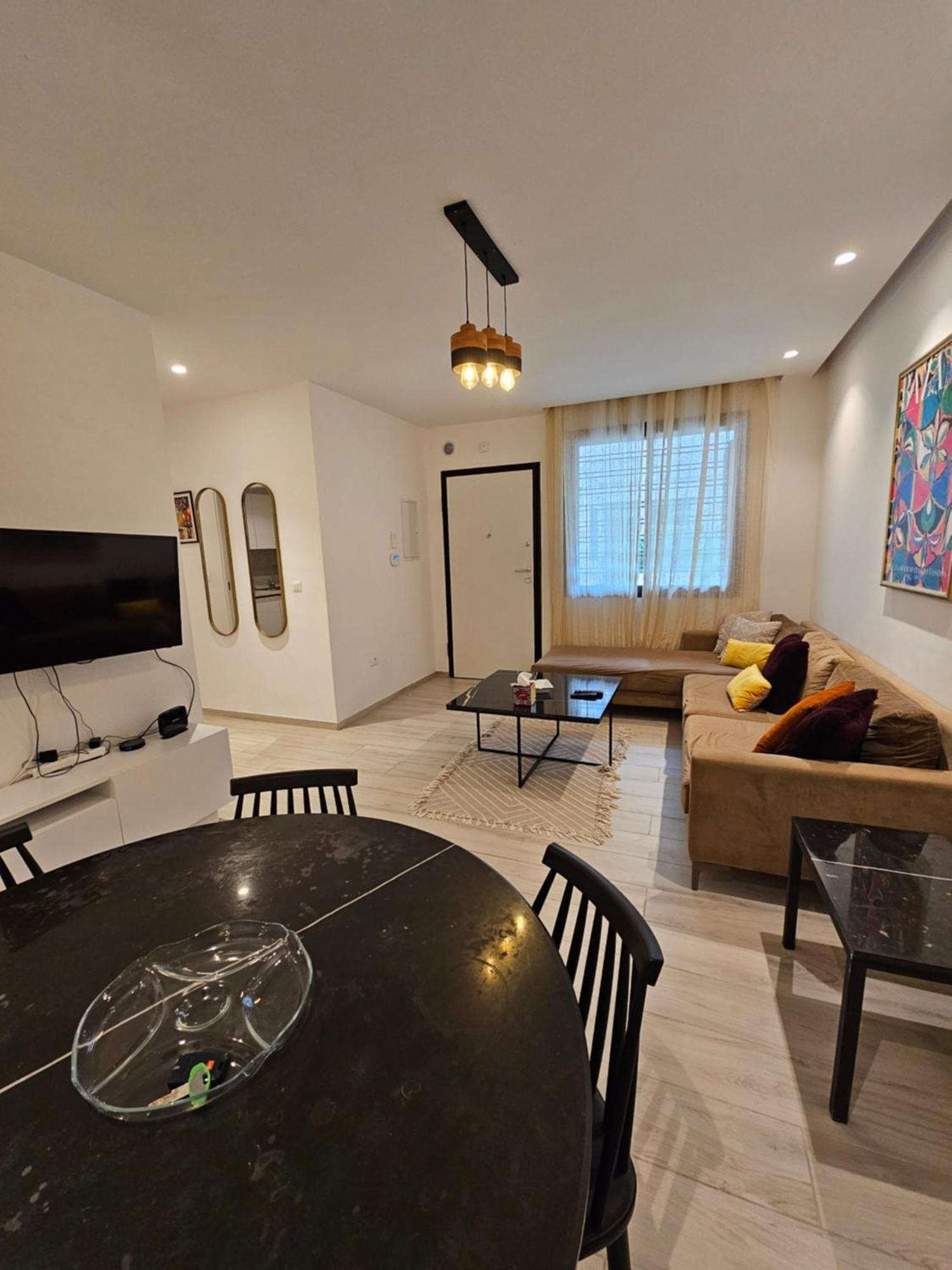 "Luxe Residence" Marsa Avec Parking Túnez Exterior foto