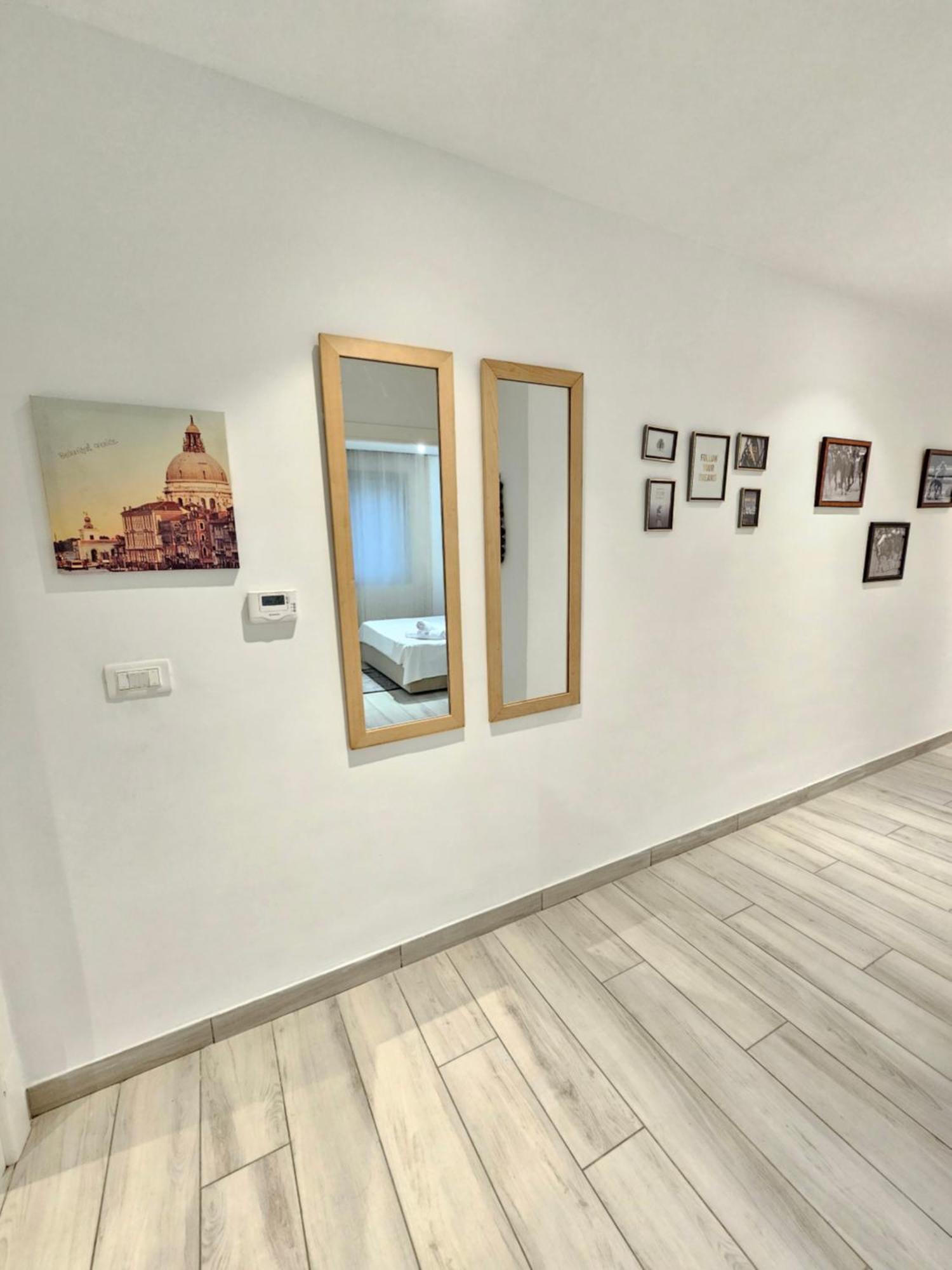 "Luxe Residence" Marsa Avec Parking Túnez Exterior foto